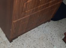 للبيع سرير بالمسند وزيانه بامرايتها وثنين كامادينو والفاترينا الكبيره للبيع سرير بالمسند وزيانه بامرايتها وثنين كامادينو والفاترينا الكبيره