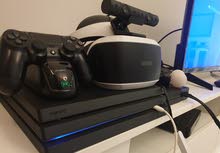 PS4 pro 1tb + VR PS4 pro 1tb + VR