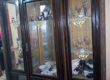 نيش شكل حديث خشب زان محمل / وسفرة 6كراسي تقيل استعمال بسبط جدا وبنورة زجاج نيش شكل حديث خشب زان محمل / وسفرة 6كراسي تقيل استعمال بسبط جدا وبنورة زجاج