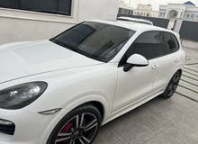 Porsche Cayenne 2013 in Abu Dhabi
