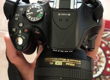 كاميرا نيكون 5200D بحالة لجديد للبيع