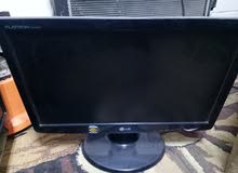  LG monitors for sale  in Mafraq