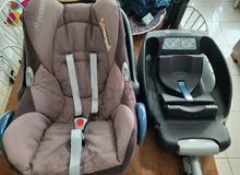 Maxi-cosi Easy Base 2 with Pebble Seat Maxi-cosi Easy Base 2 with Pebble Seat