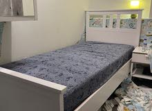 3 سراير من ايكيا نظيف جدا سعر السرير الواحد 250 درهم