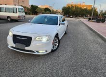 Chrysler 300 2015 in Farwaniya