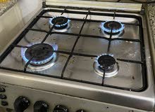 Gas range with gas cylinder and regulator