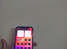 iPhone 11 LCD charge الدهر مكسور