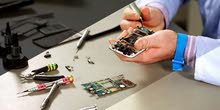 Mobile Phone Technician with good salalry Mobile Phone Technician with good salalry