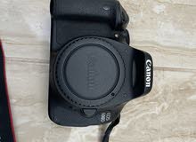 للبيع كاميرآ النوع Canon EDS600D