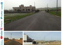قطعتين أرض متلاصقات للبيع في منطقه ابو دبوس خلف جامعه الشرق الأوسط على طريق المطار شارع الميه الجديد