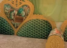 مجلس عربي بديكور خشب +ستارتين بديكور خشب + الموكيت تركي مجلس عربي بديكور خشب +ستارتين بديكور خشب + الموكيت تركي