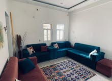 طقم كنب 9 مقاعد +بفه  بحاله ممتازه