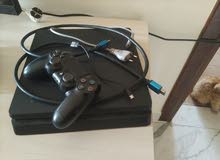playstation 4 slim used 4 years