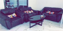 كنب جلد اسود كنب جلد اسود