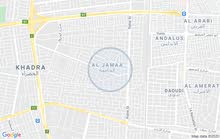 شقة للايجار في حي الجامعة طابق 3 مساحة 220 متر شقة للايجار في حي الجامعة طابق 3 مساحة 220 متر