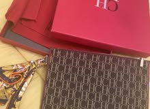 Authentic pouch continental Carolina Herrera 100% Authentic pouch continental Carolina Herrera 100%