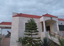 260m2 More than 6 bedrooms Villa for Sale in Madaba Al-Faisaliyyah