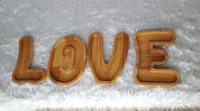 صحن تقديم خشبي L.O.V.E صحن تقديم خشبي L.O.V.E