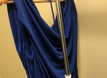 فستان أزرق غامق، اخبرني عن سعرك المناسب Blue dress فستان أزرق غامق، اخبرني عن سعرك المناسب Blue dress