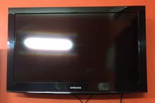 LED Samsung TV 32’ inch LED Samsung TV 32’ inch