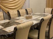 طاولة طعام طاولة طعام
