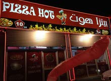 مطعم بيتزا للتقبيل في جدة كيلو14 الشمالي لعدم قدرت العامل الرجوع من الخارج