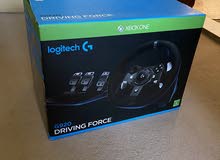 Logitech g920 force feedback steering wheel for Xbox and pc