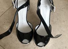 brand new Guiseppe Zanotti brand new Guiseppe Zanotti