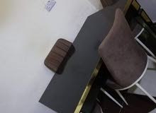 ميز طعام و4كراسي جديد ميز طعام و4كراسي جديد