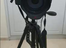 كاميرا نيكون Coolpix P1000 + ذاكرة 128 جيجا + بطاريتين + ترايبود