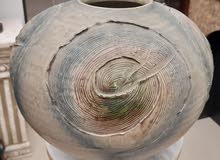 فازة متحفيه لفنان من اليابان من الفخار المصقول glazed pottery ثمينه جدا
