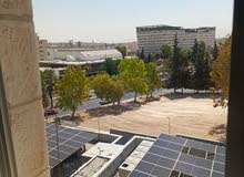 مكتب مميز للبيع بشارع الملكة علياء قرب دوار الداخليه