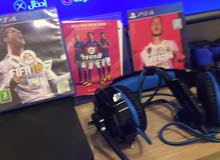 PlayStation 4 pri PlayStation 4 pri
