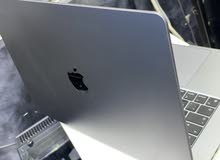 Apple M2 MacBook  air 15-inch  8gb ram 256 SSD