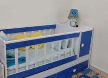 غرفه أطفال خزانه مع تخت بحاله الوكاله