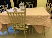 طاولة طعام لأربع اشخاص/اربع كراسي طاولة طعام لأربع اشخاص/اربع كراسي