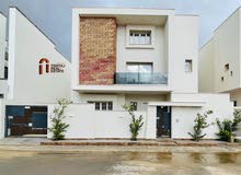 438m2 5 Bedrooms Villa for Sale in Tripoli Al-Serraj