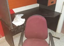 مكتب و كرسي للبيع