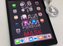 IPad 6 32GB Greay Original with charger cable urgent for sale in cheap price