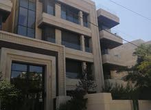 شقة للبيع في جبل عمان الدوار الرابع تشطيب فندقي من المالك مباشرة  / مجدي