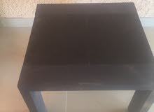 2 طاوله حاله ممتازه 2 طاوله حاله ممتازه
