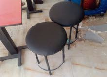 طاولات وكراسي للبيع