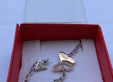 السعر قابل للتغير GUESS butterfly bracelet