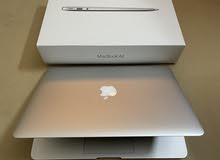MacBook Air 13inch Like New Full Box Accesoris