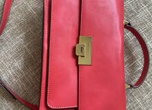 CHARLES & KEITH