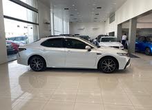 Toyota Camry SE 2024 (White)