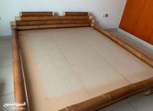 سرير خشب كبير مزدوج للبيع