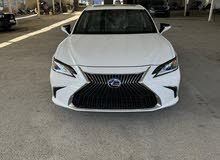 Lexus ES 300h 2021  لكزس هايبرد حره غير مجمركه ، البيع : مجمرك جاهز او بدون جمرك حره