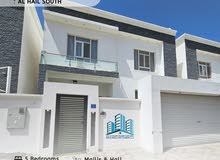 360m2 5 Bedrooms Villa for Sale in Muscat Al-Hail