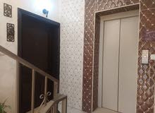 شقه / للبيع //جبل الزهور